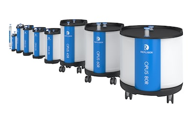 9 different sizes of Opus® prepacked chromatography columns, aligned, from the smallest size on the left to the biggest size on the right