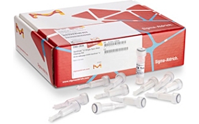 A medical supply kit labeled "SupraAlvita Sterile Syringe 0.5ml U-100 Insulin" with several syringes and ampoules scattered in front. The syringes and ampoules are clear plastic with white plungers.