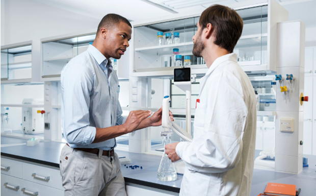 经 Milli-Q 认证的现场服务工程师进行预防性维护访问