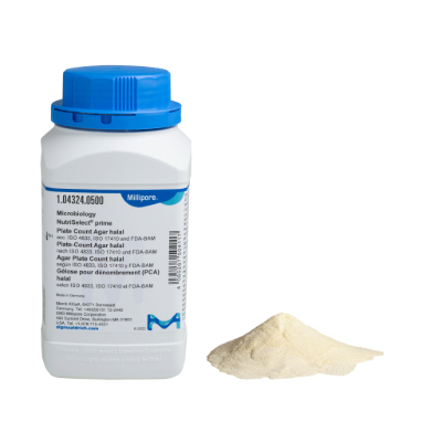 用于食品安全微生物检测的白色 NutriSelect® Prime 菌落总数计数琼脂瓶，瓶盖为蓝色，旁边有一堆琼脂粉末。