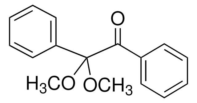 2,2-Dimethoxy-2-phenylacetophenone 99%